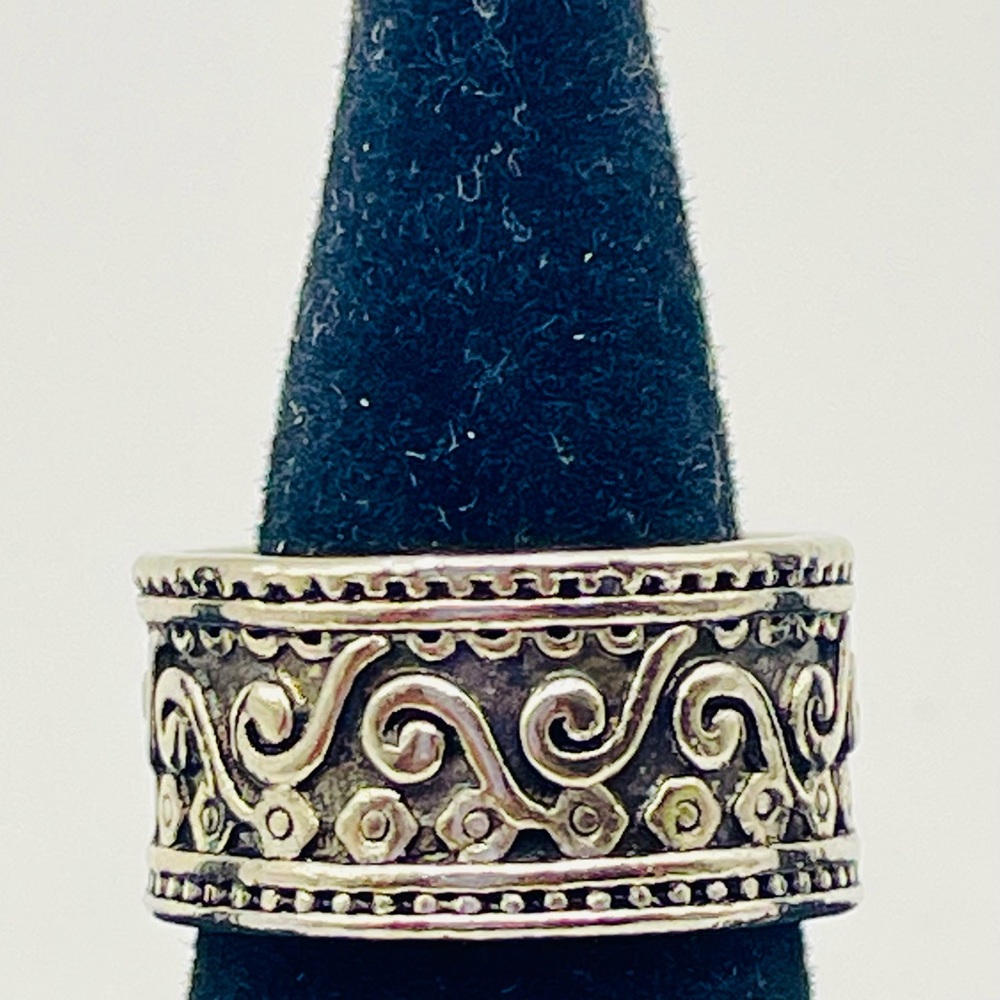 Silver Persian Pattern Scroll Work Band Ring. Siz… - image 1